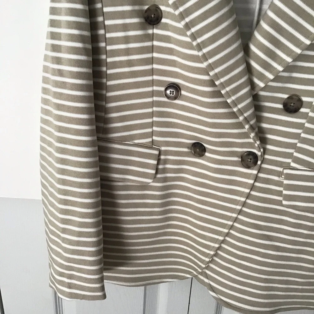 NWT Women’s Banana Republic Pique Knit double Breasted Blazer Jacket M - Picture 9 of 9